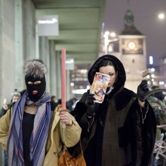 Artistic Activism - Elena Montesinos